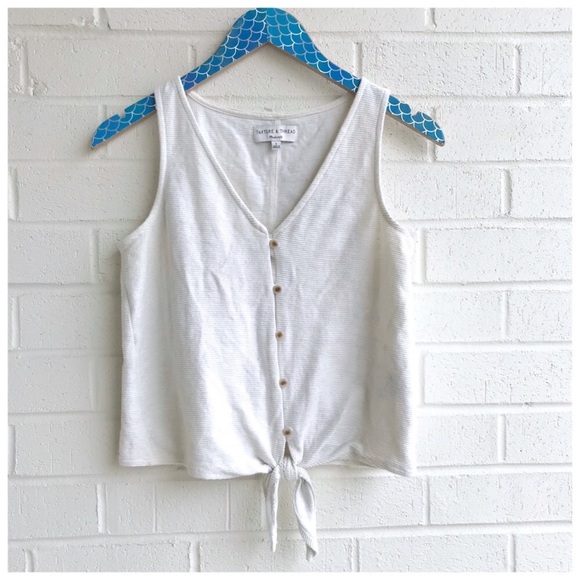 Madewell texture & thread button front tie top - Picture 2 of 8